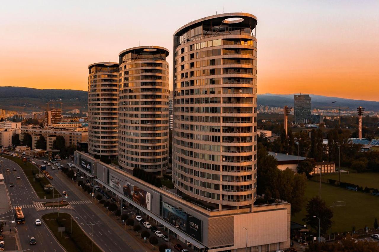 Fantastic View From The 20Th Floor Apartment Bratislava Exterior foto
